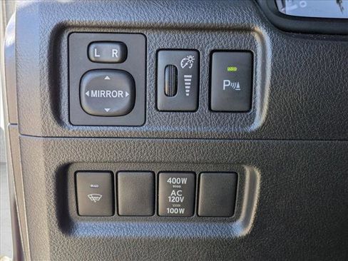 Used 2014 Toyota 4Runner Limited image 14