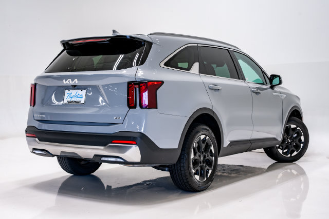 Used 2026 Kia Sorento S AWD/4WD image 34