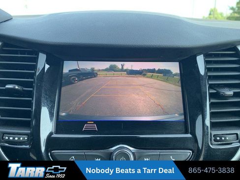 Used 2021 Chevrolet Trax LT w/ LT Convenience Package FWD image 22