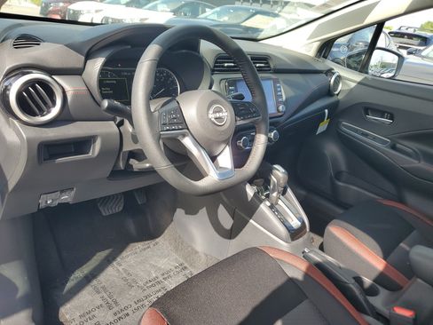 Used 2025 Nissan Versa SR w/ Trunk Package FWD image 7