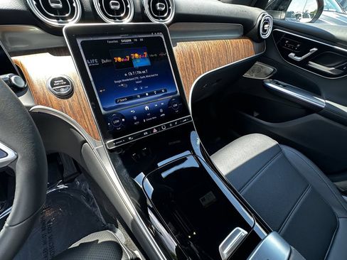 Certified 2026 Mercedes-Benz GLC 300 image 31