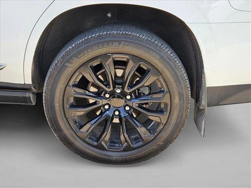 Used 2021 GMC Yukon Denali w/ Denali Premium Package AWD/4WD image 21