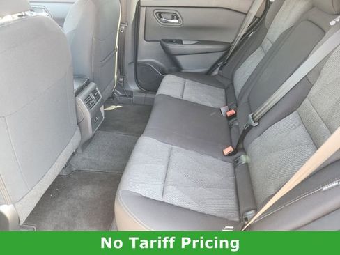 Certified 2025 Nissan Rogue SV image 24