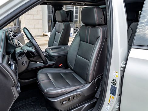 Used 2022 Chevrolet Tahoe RST w/ Sport Performance Package image 30