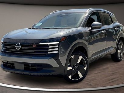 New 2025 Nissan Kicks SR w/ Interior Electronics Package