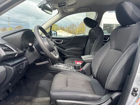 Used 2020 Subaru Forester AWD/4WD image 7