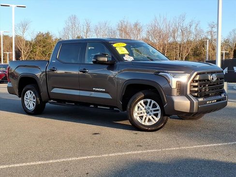 Used 2023 Toyota Tundra SR5 w/ SR5 Premium Package AWD/4WD image 2