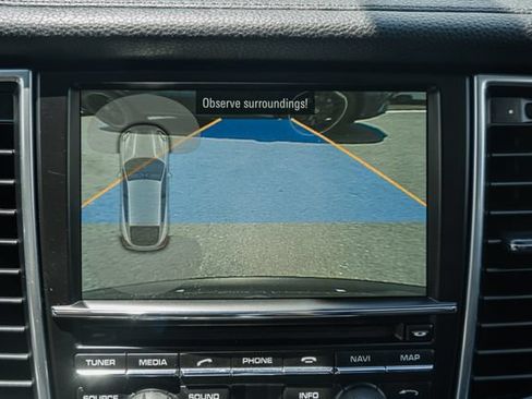 Used 2016 Porsche Panamera S RWD image 40