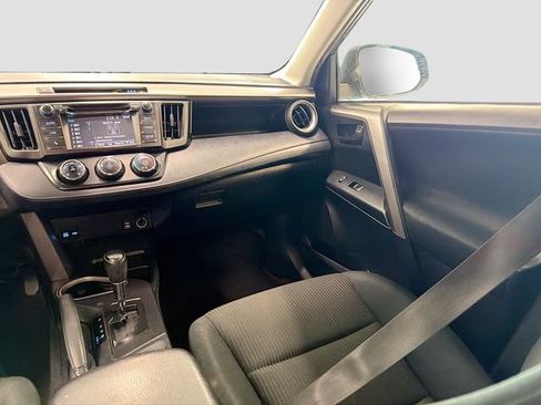 Used 2017 Toyota RAV4 LE w/ Carpet Mat Package image 19