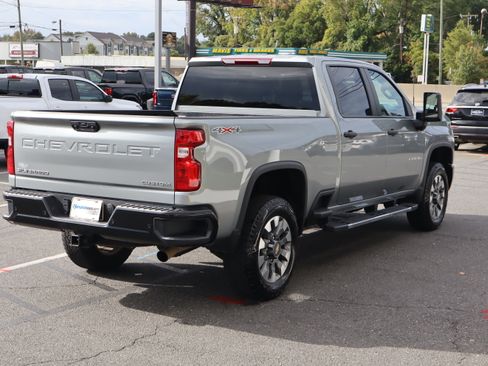 Certified 2025 Chevrolet Silverado 2500 Custom w/ Custom Value Package image 10