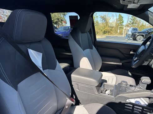 Used 2024 Toyota Tacoma image 33