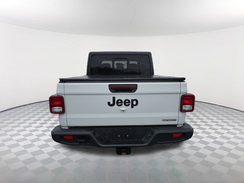 Used 2021 Jeep Gladiator Sport image 4