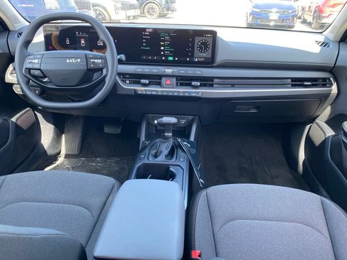 New 2026 Kia K4 FWD image 22