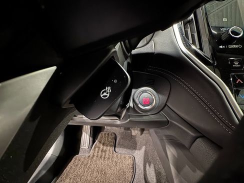 Used 2021 Subaru Outback Limited image 16