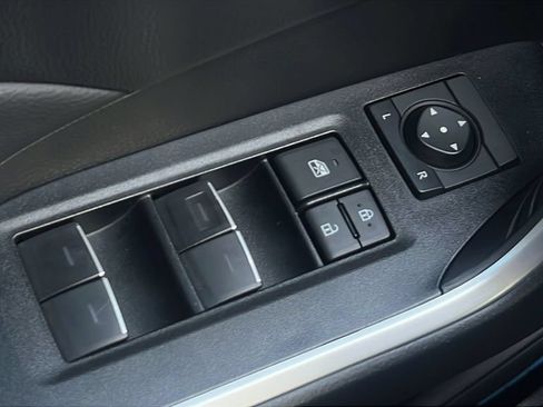 Certified 2025 Toyota RAV4 XLE FWD image 19