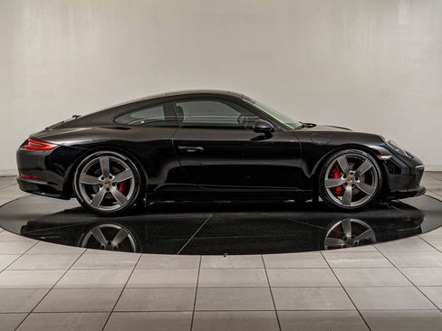 Used 2017 Porsche 911 Carrera S image 8