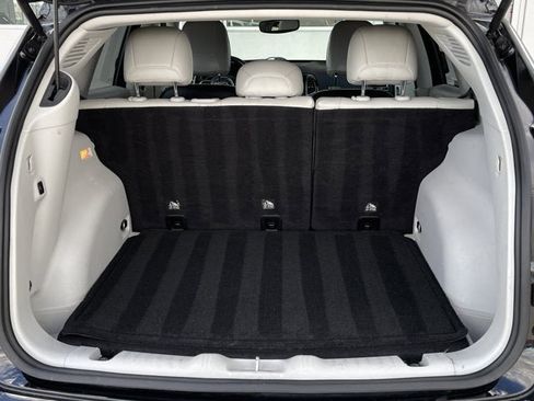 Used 2018 Jeep Compass Limited w/ Navigation Group image 31