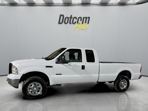 Used 2006 Ford F350 XLT image 4