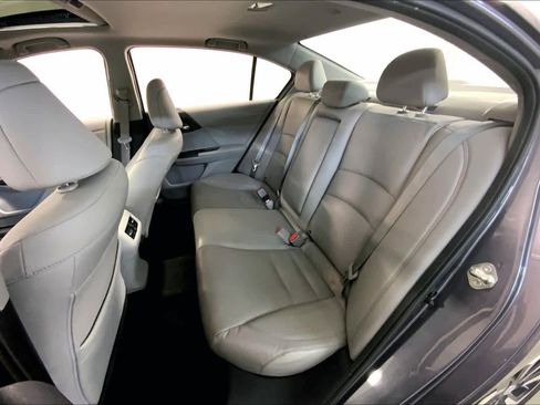 Used 2016 Honda Accord EX-L image 21