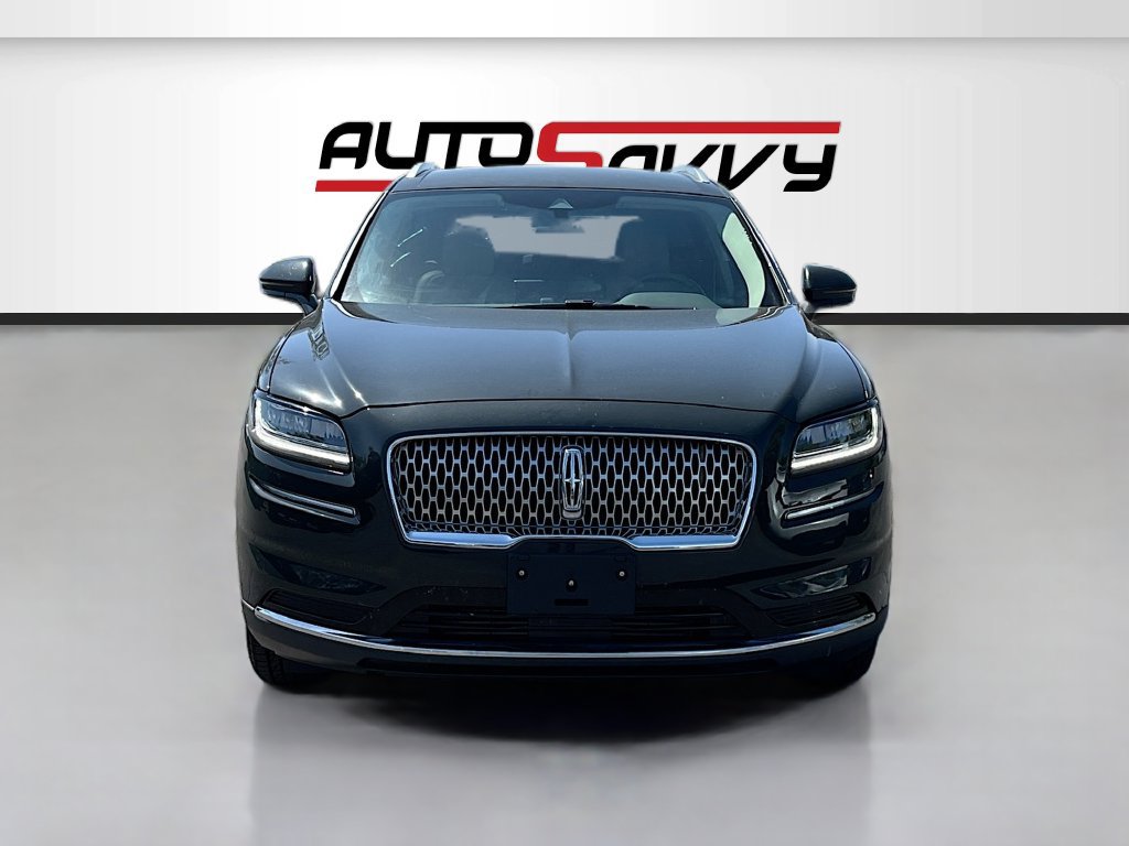 Used 2023 Lincoln Nautilus AWD w/ Premium Package image 2