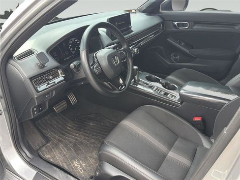 Used 2023 Honda Civic Sport image 8