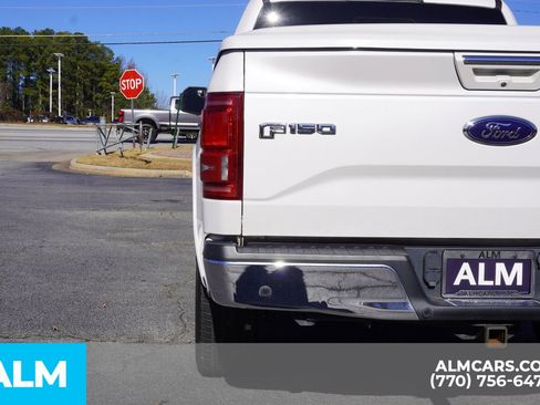 Used 2017 Ford F150 Lariat image 17