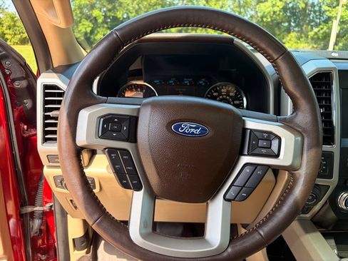 Used 2018 Ford F150 Lariat w/ Equipment Group 502A Luxury AWD/4WD image 27