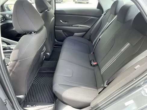 Used 2024 Hyundai Elantra Blue image 13