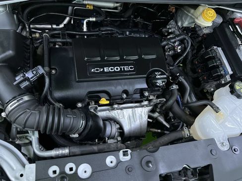 Used 2015 Chevrolet Sonic LTZ FWD image 29