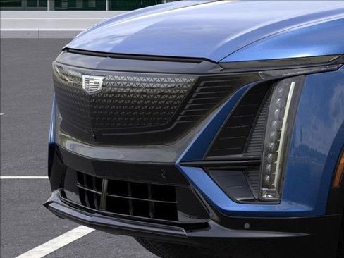 New 2025 Cadillac Lyriq Sport image 13