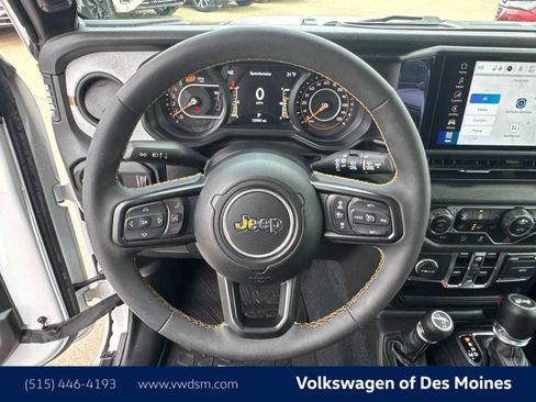 Used 2024 Jeep Wrangler Sport S image 15