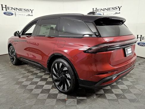 Used 2026 Lincoln Nautilus Reserve w/ Jet Appearance Package AWD/4WD image 6