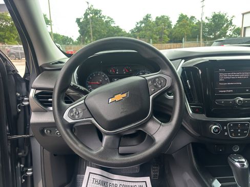Used 2020 Chevrolet Traverse LS FWD image 21