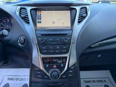Used 2014 Hyundai Azera Limited w/ Option Group 02 FWD image 18