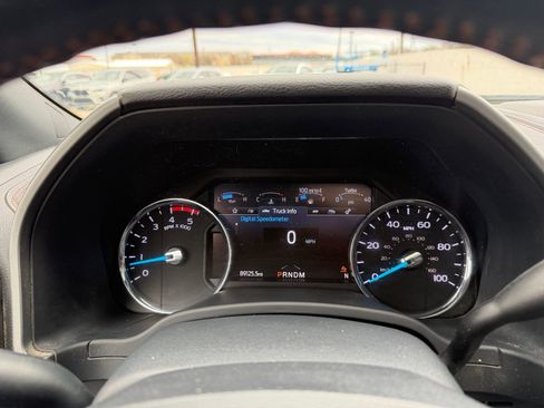 Used 2022 Ford F350 Platinum w/ FX4 Off-Road Package image 14