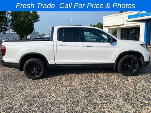 Used 2021 Honda Ridgeline Black Edition image 3