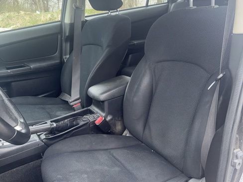 Used 2012 Subaru Impreza 2.0i Premium image 8