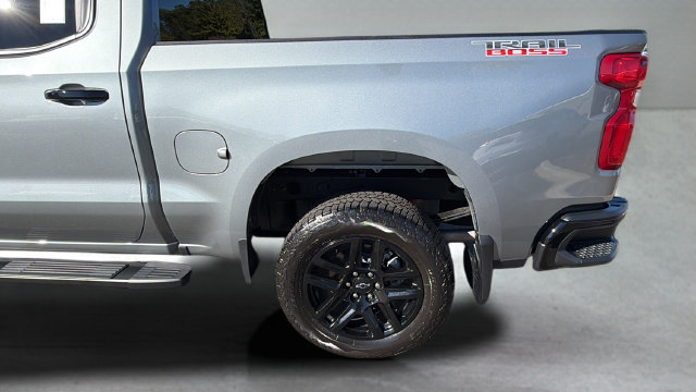 Used 2026 Chevrolet Silverado 1500 LT Trail Boss w/ LPO, Dark Essentials Package AWD/4WD image 38
