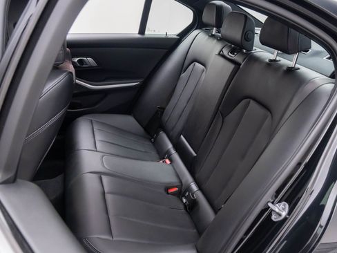 Certified 2025 BMW 330i xDrive Sedan w/ Premium Package image 17