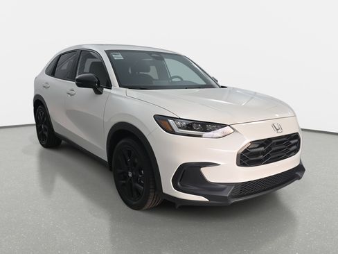 Certified 2024 Honda HR-V Sport image 3