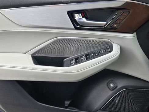 Used 2024 Acura MDX FWD w/ Technology Package image 29