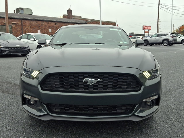 Used 2016 Ford Mustang Coupe RWD image 7