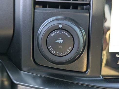 New 2025 Ford F250 Lariat w/ Lariat Ultimate Package image 26