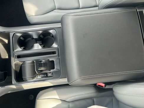 New 2025 Ford F150 Lightning Flash AWD/4WD image 27