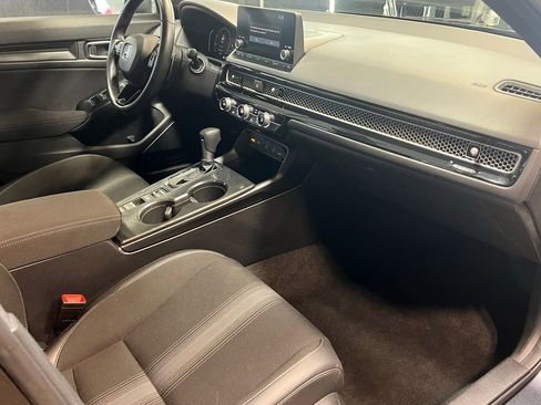 Used 2025 Honda Civic Sport image 20