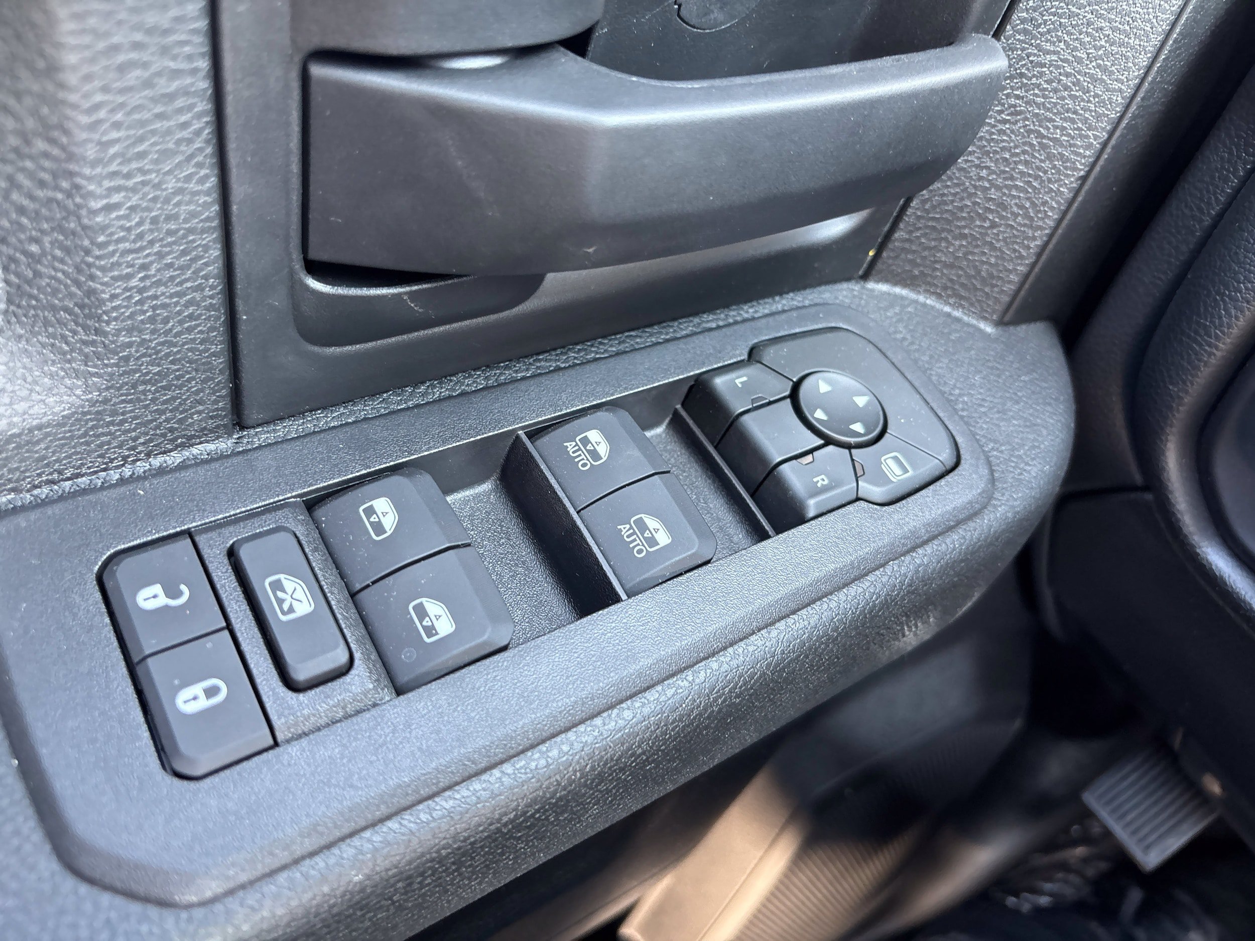New 2026 RAM 3500 Tradesman AWD/4WD image 15