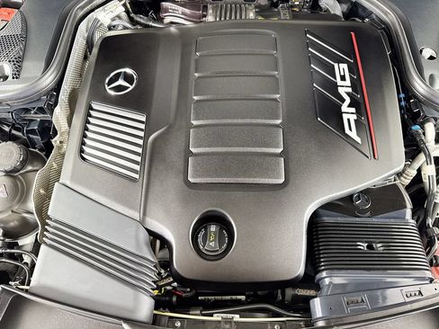 Used 2024 Mercedes-Benz AMG GT 43 image 28
