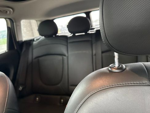 Used 2019 MINI Cooper Clubman FWD image 8