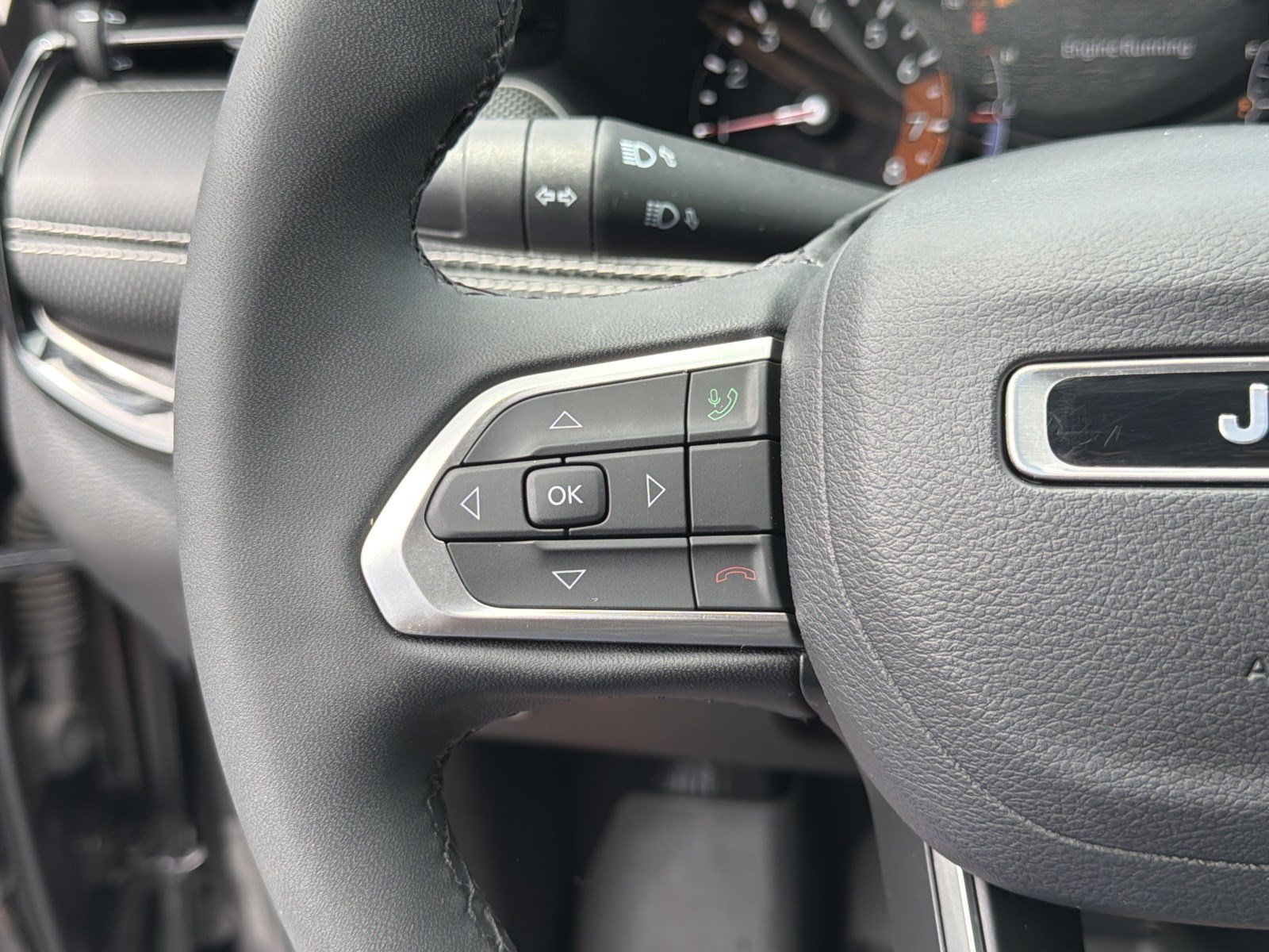 Used 2023 Jeep Compass Latitude AWD/4WD image 24