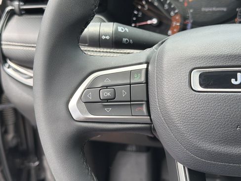 Used 2023 Jeep Compass Latitude AWD/4WD image 24